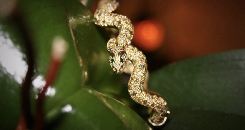 Gold Jewelry, snake in gold